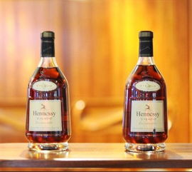 酒吧饮路易十三的价格