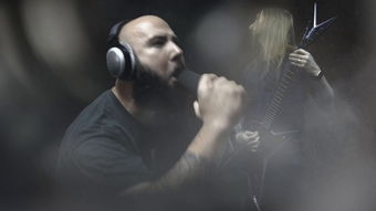 pantera乐队吉他手dime到底是怎么死的原因是？