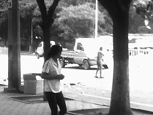 美女搞裸奔会发生什么事呢?