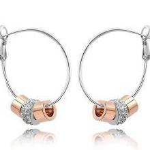 摆地摊卖饰品批发一般进货多少钱？