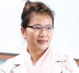 孙楠为什么要娶老女人潘慰，看到这个老女人真的很