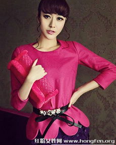 玫红色配什么颜色好看