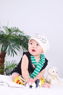 童话玫瑰公主故事完整的带作者，谢谢。