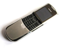 诺基亚8800刚出来时多少钱一台