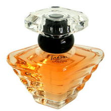 有了解兰蔻珍爱香水的吗？为什么两瓶味道不一样？