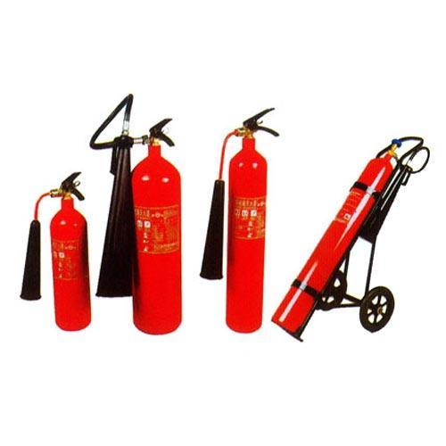 二氧化碳灭火器使用方法四步，二氧化碳灭火器使用方法图片