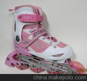 儿童旱冰鞋