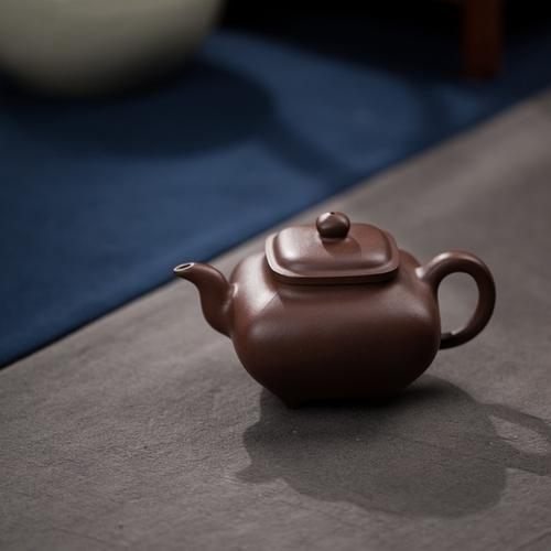 紫砂壶初次使用简单方法