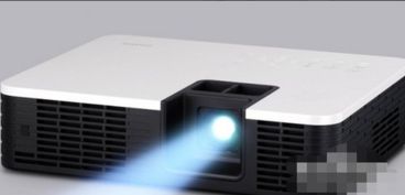 投影仪如何连接电脑，要图解的，谢谢