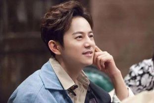 《快乐大本营》为什么都叫何炅何老师他是什么老师？