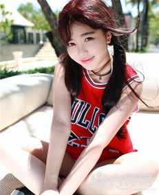 求问这个女主播是谁叫什么！