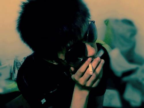 想脱离单身的网名男