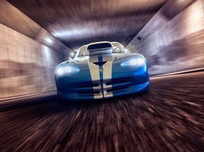 疾驰的意思是什么,在《草原》里是什么意思