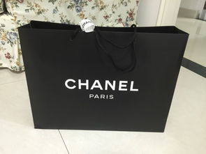 香港香奈儿专柜的商品的价格都是统一的吗？