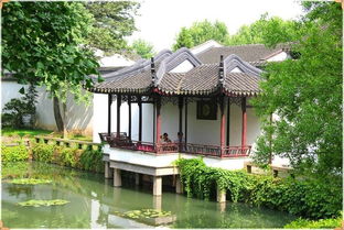 池草青照样子写句子怎么写