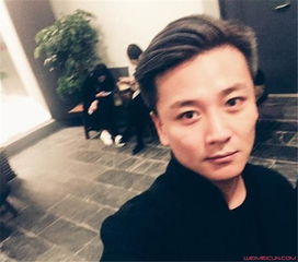 王校长认识的朱晓飞是谁