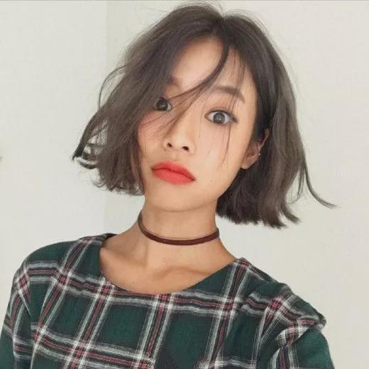 头发少的人适合什么发型