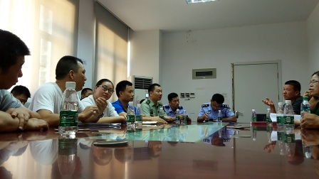 开会他突然想起太太一个月未来月事,开会座位安排示意图