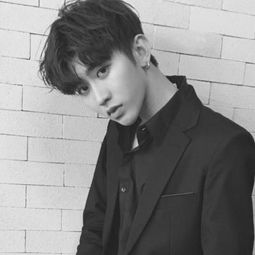 蔡徐坤的身高及个人资料是什么？