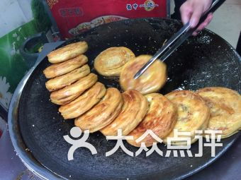 军屯锅盔培训学费多少，军屯锅盔的详细做法