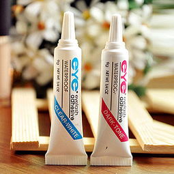 假睫毛胶水怎么卸掉,假睫毛胶水进眼睛了怎么办