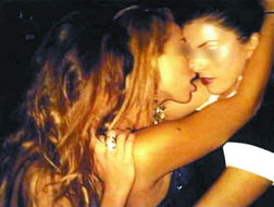 给异性朋友发过一张不雅照片,她会用来要峡我吗?