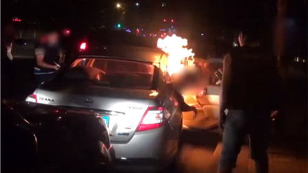 烧车烧人,烧车送什么礼物