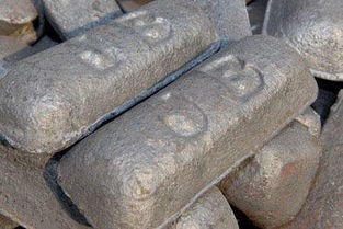 生铁熟铁铸铁锅的区别