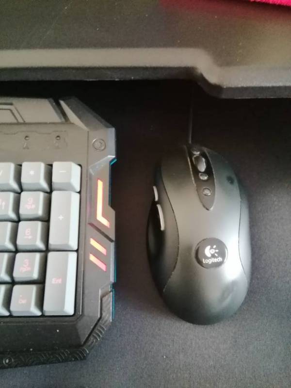 罗技402鼠标按键