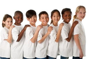 一个团有多少人？