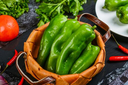 辣椒辣到手了怎么办才能好得快,去除辣椒辣手最有效的方法