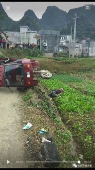 我用的22寸宽屏，最大化网站，右边看不到上下拉条