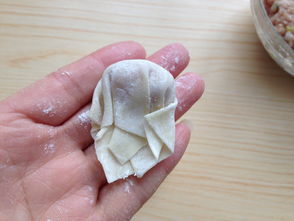 大馄饨的包法视频教程，怎样包馄饨好看又简单