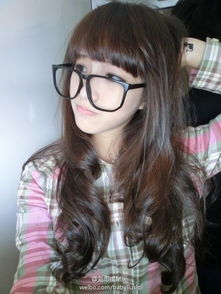 非主流那个女生叫什么？