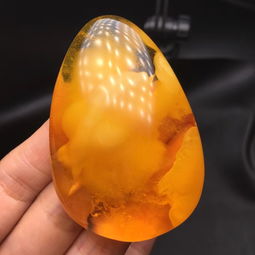 蜜蜡的作用与寓意,蜜蜡的功效与作用佩戴禁忌