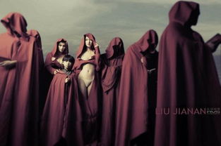 巴黎圣母院里的红衣教主是好的还是坏的