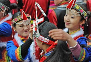 少数民族的风俗和特色,少数民族的风俗和节日有哪些