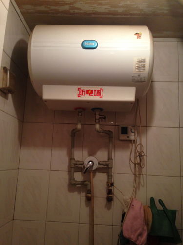 防电墙热水器正确安装
