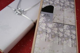 用纸条做樱花，怎么用纸做樱花