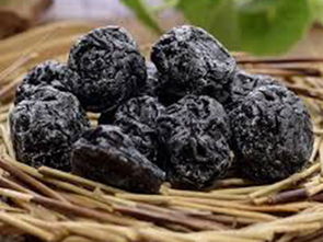 乌梅泡水喝的功效和禁忌