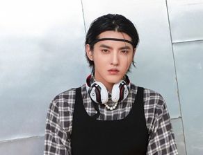 男孩起名字叫做亦凡寓意好不好