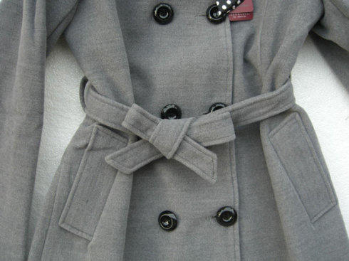 风衣怎么系蝴蝶结