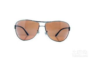 变色近视眼镜的利弊,变色近视眼镜对眼睛有危害吗?