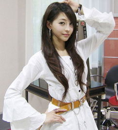 一脱成名：奥巴马女郎的内容简介