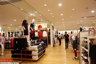 优衣库试衣间那个黑色牌子是干什么的?