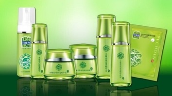 百雀羚的护肤品适合哪个年龄段的人群？