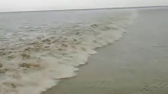 潮水是怎么形成的?