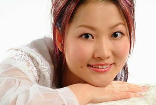 金海心最新的主打歌《呼吸爱》那个词作人-陈明顺是