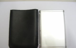 女生带小皮套是什么意思，带左手