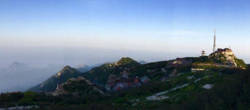 泰山海拔是多少米？